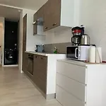 Le Lamartine, Vue Magnifique Face Au Du Bourget Apartment *